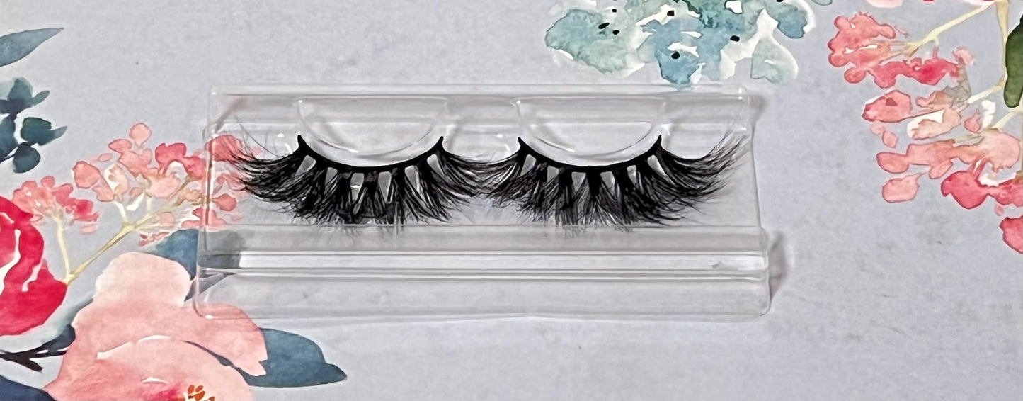 "Scorpio" - 20mm Mink Lashes